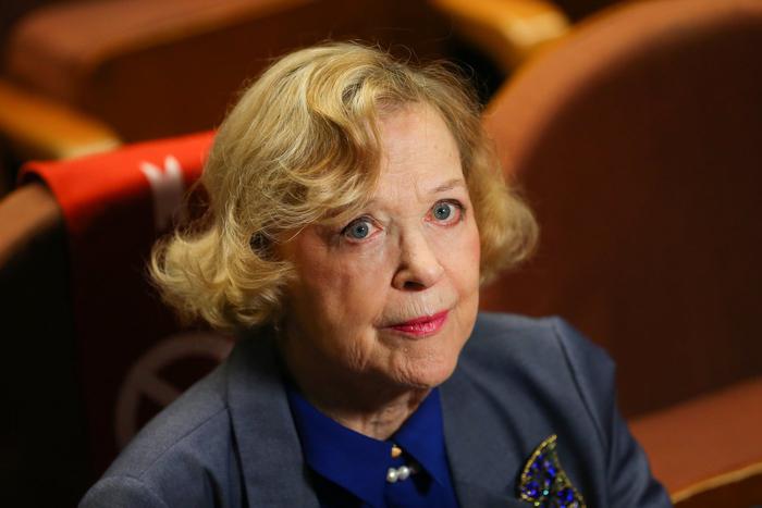 В возрасте 90 лет скончалась народная артистка РСФСР, подарившая голос Наде из "Иронии судьбы", Валентина Талызина