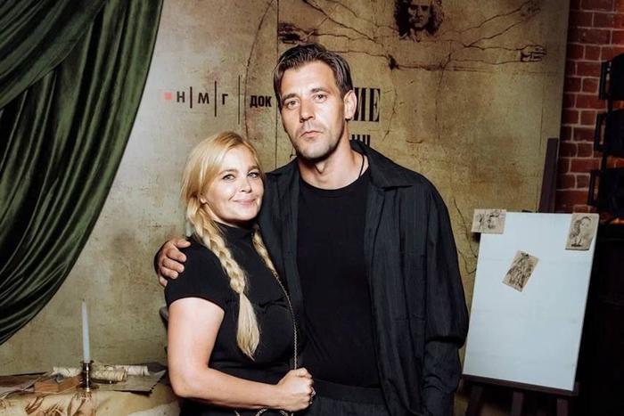 Ирина Пегова и Сергей Марин впервые вышли в свет как пара