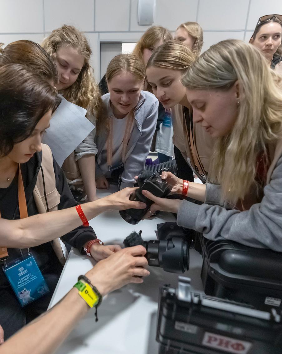 Жители столицы сняли фильм и попытались защитить свои личные границы