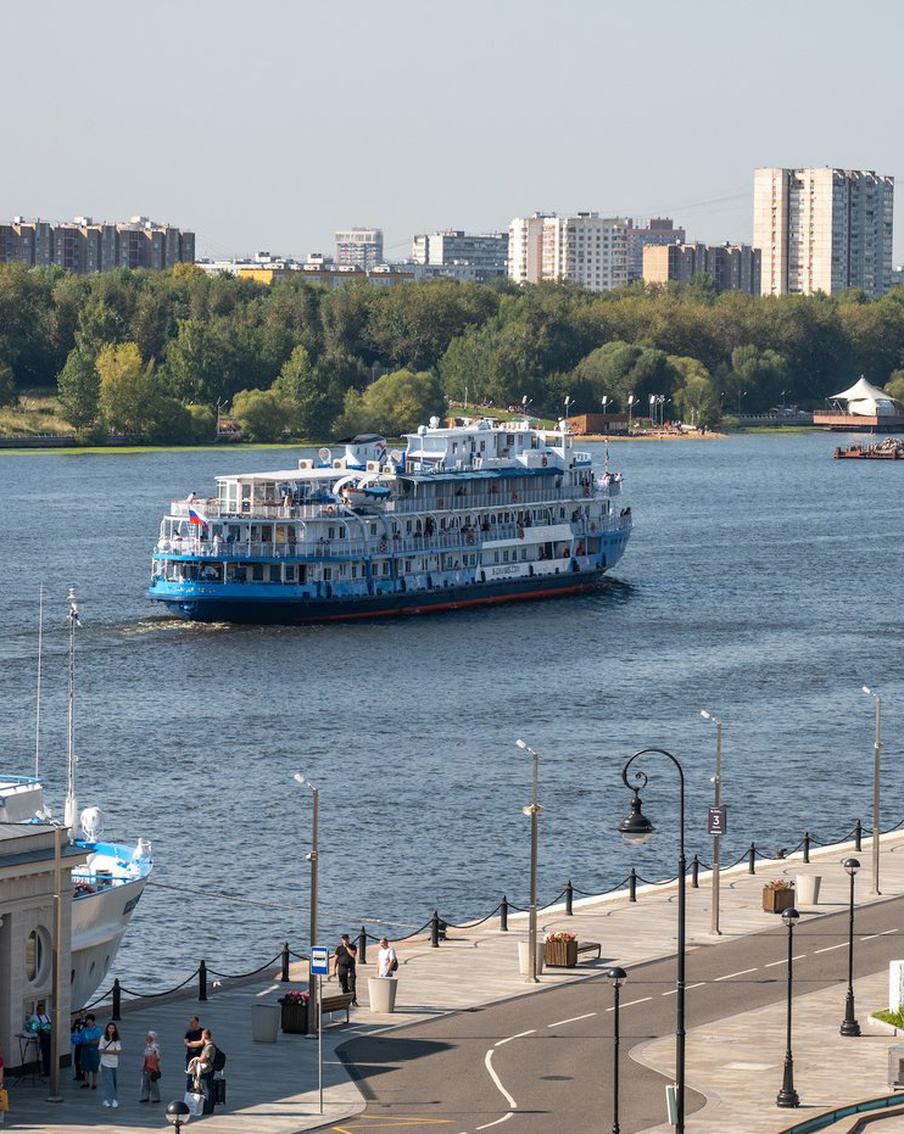 Более 110 тыс. пассажиров отправились в круизы за 2 месяца речной навигации