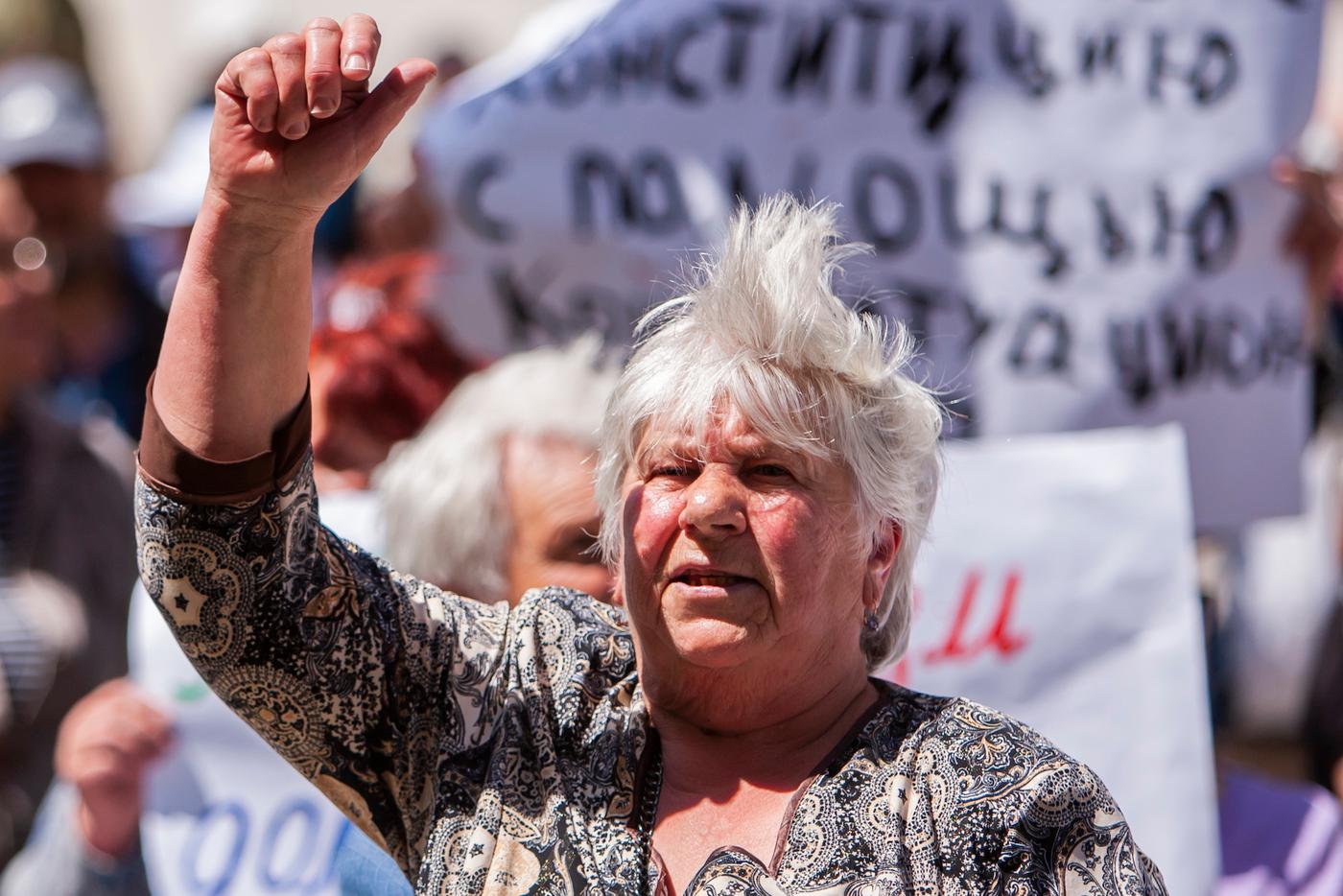 В Кишинёве тысячи протестующих вышли на улицы
