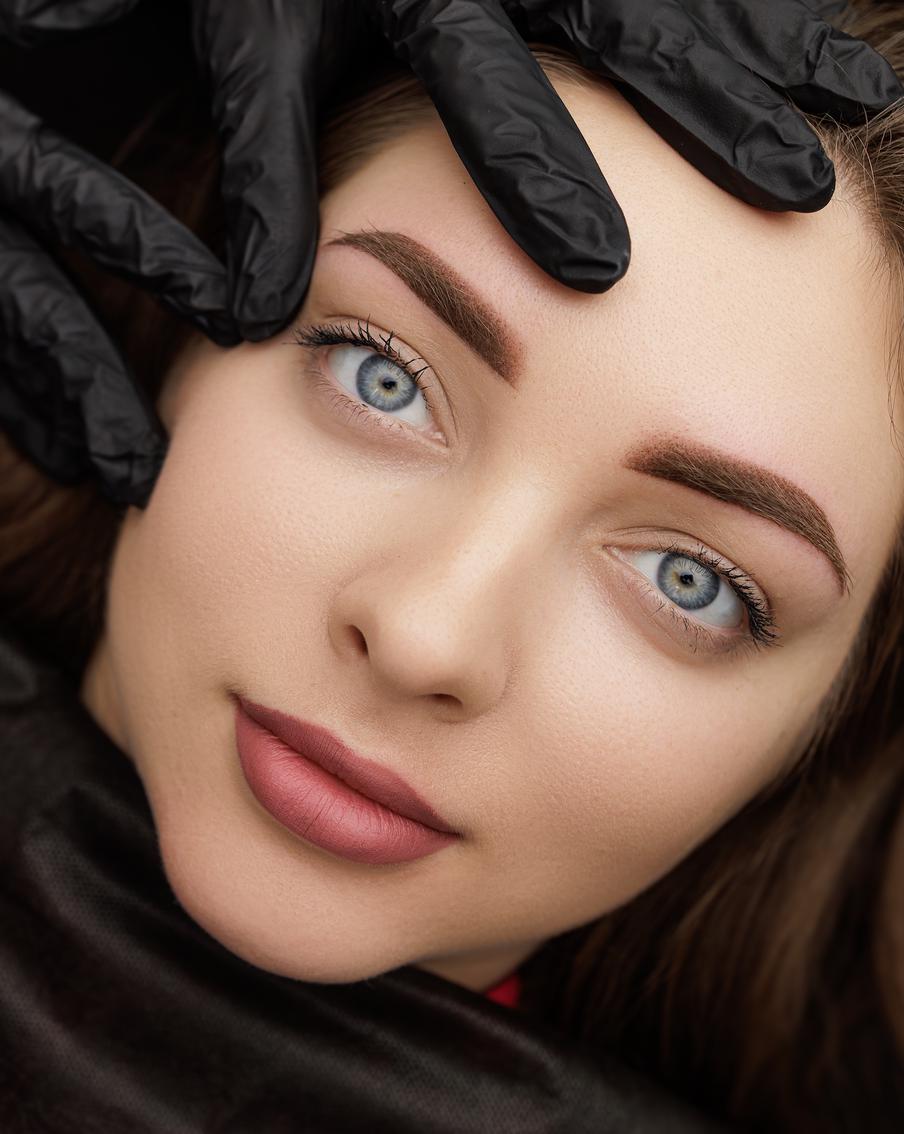 Как ухаживать за перманентным макияжем, чтобы сохранить результат на годы