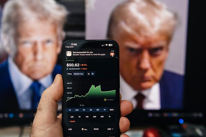 Биткоин пробил $99 тысяч: как геополитика обрушила крипторынок и что делать инвесторам