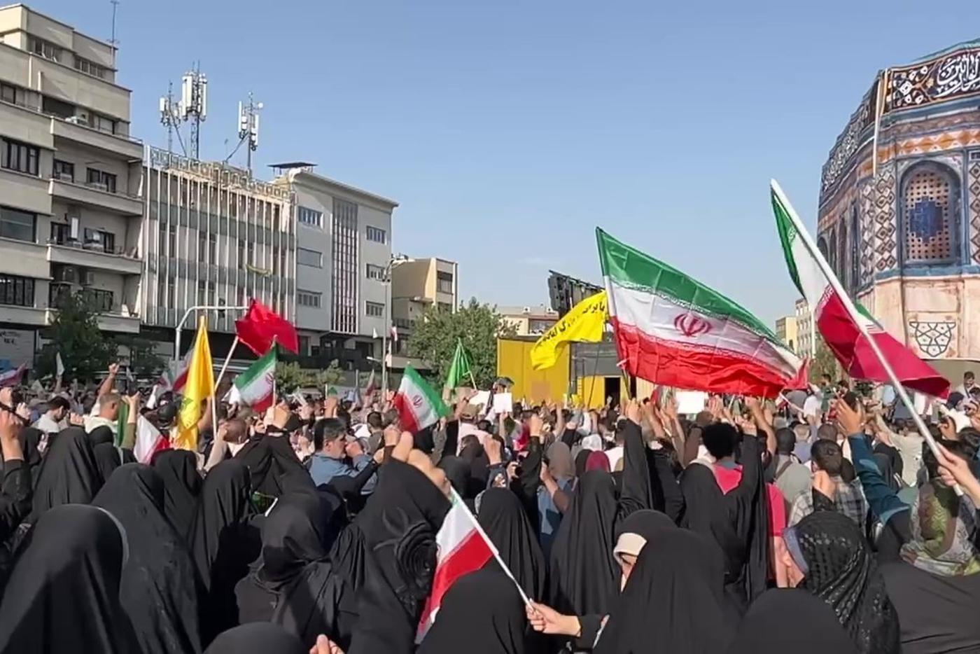 Иран нанёс удар по базам США: что известно на данный момент