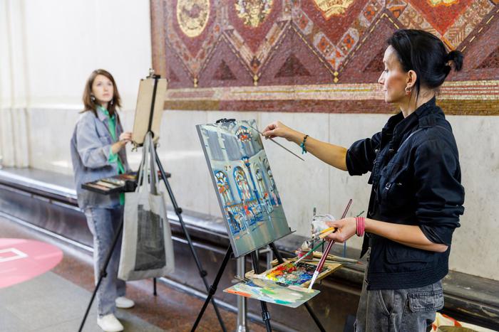 Новая площадка для художников открылась на станции "Добрынинская"