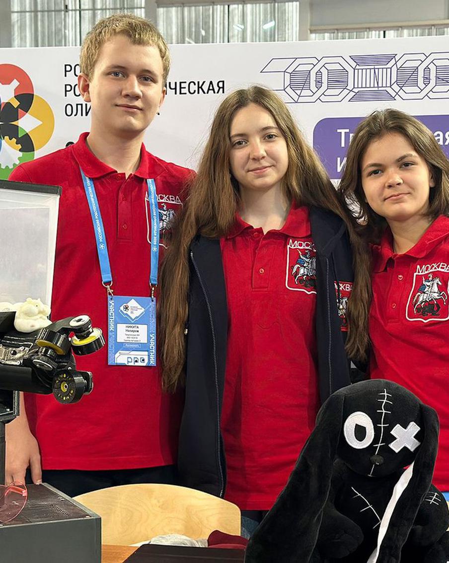 Сергей Собянин: Московские школьники стали лучшими на робототехнической олимпиаде