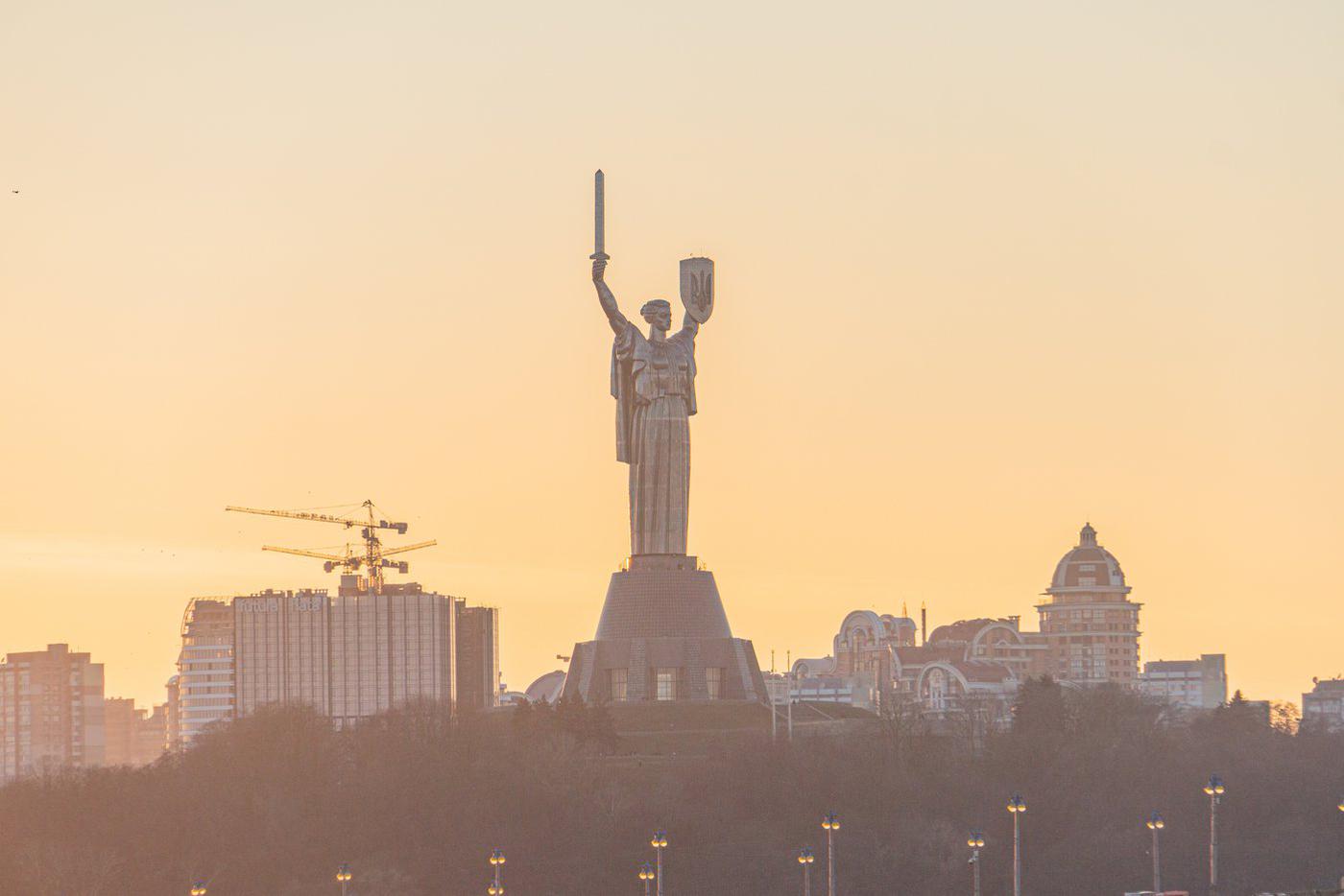 В Киеве на митинг вышли родственники солдат ВСУ, пропавших в Крынках