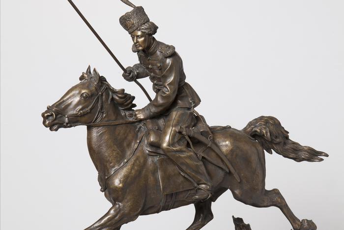 Либо грудь в крестах, либо голова в кустах: в Москве открылся Музей российского казачества