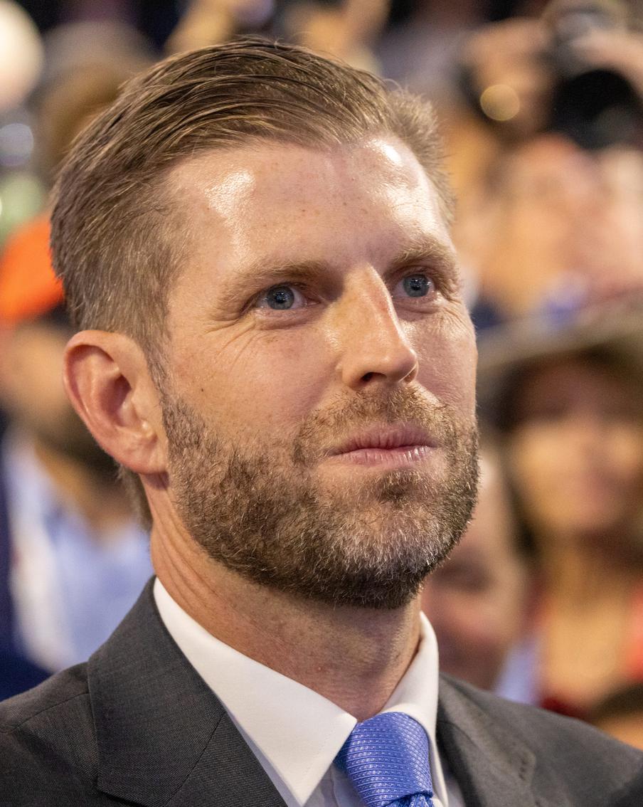 Один из сыновей Дональда Трампа заявил, что рассматривает возможность собственного участия в президентских выборах