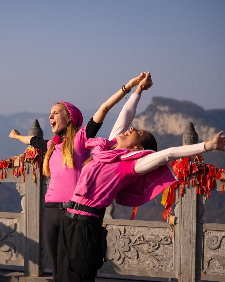 Чем запомнился финал шоу "Сокровища императора": как сёстры Шурочкины потратят выигрыш