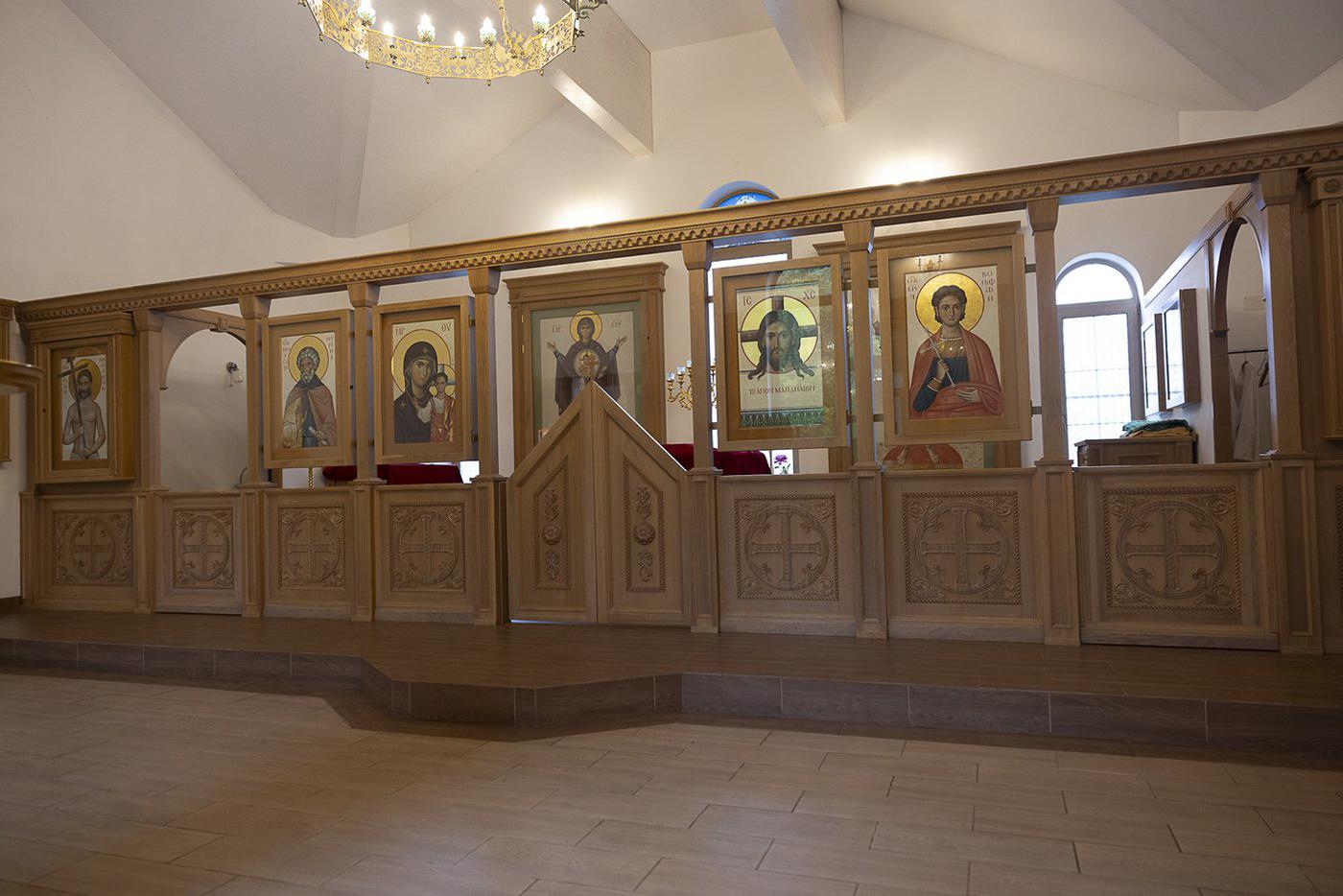 В Пошитнях реабилитанты оборудовали храм своими руками и теперь могут прийти сюда в свободное время и побыть в тишине.