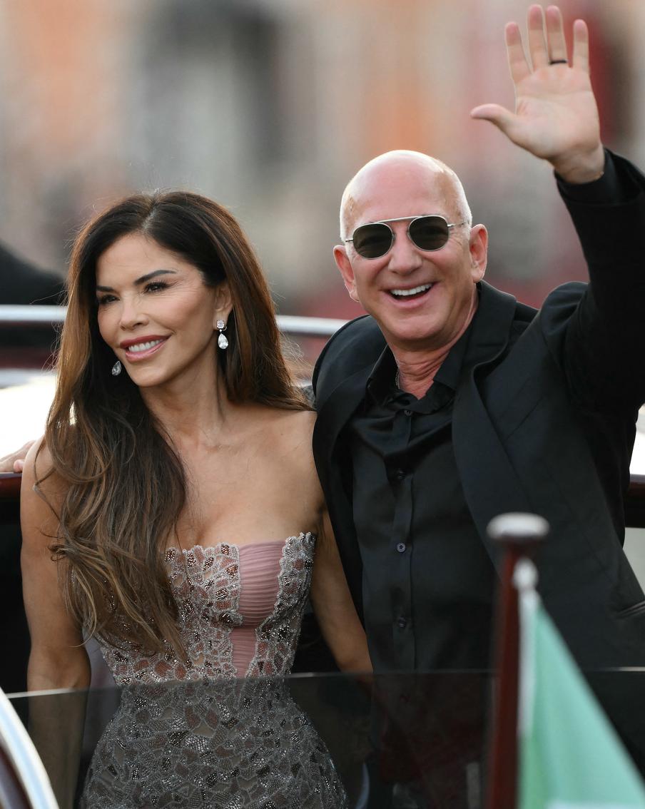 В стиле "Белого Лотоса": где проводят медовый месяц Джефф Безос и Лорен Санчес