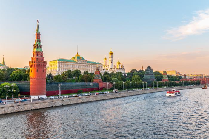 Кремль заявил, что Россия будет защищать своих граждан, арестованных в Баку