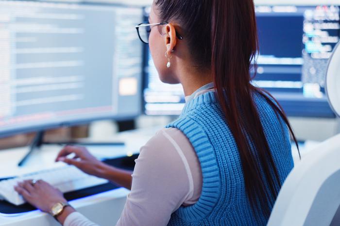 Московскую 400-балльницу позвали в айти-компанию