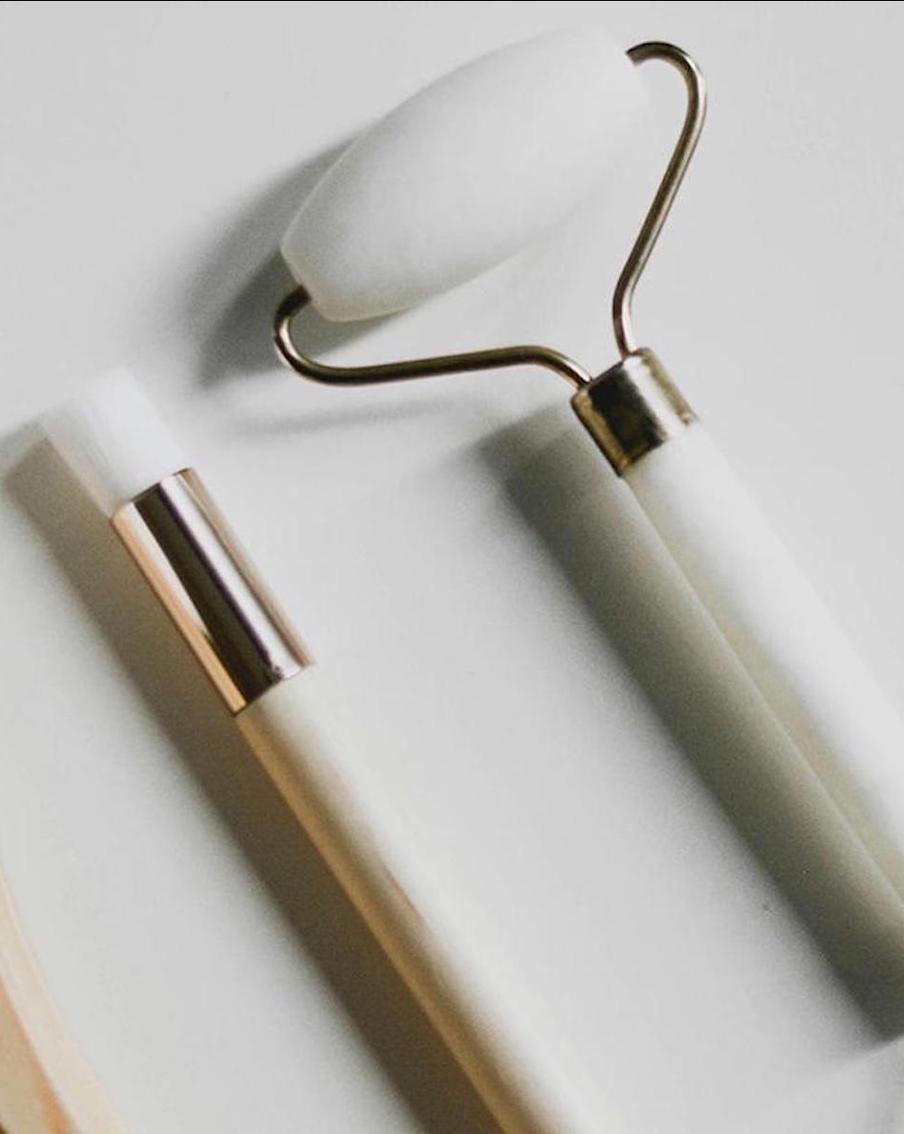 Афиша на 3 июля: ухаживаем за кожей и судим книжку по обложке