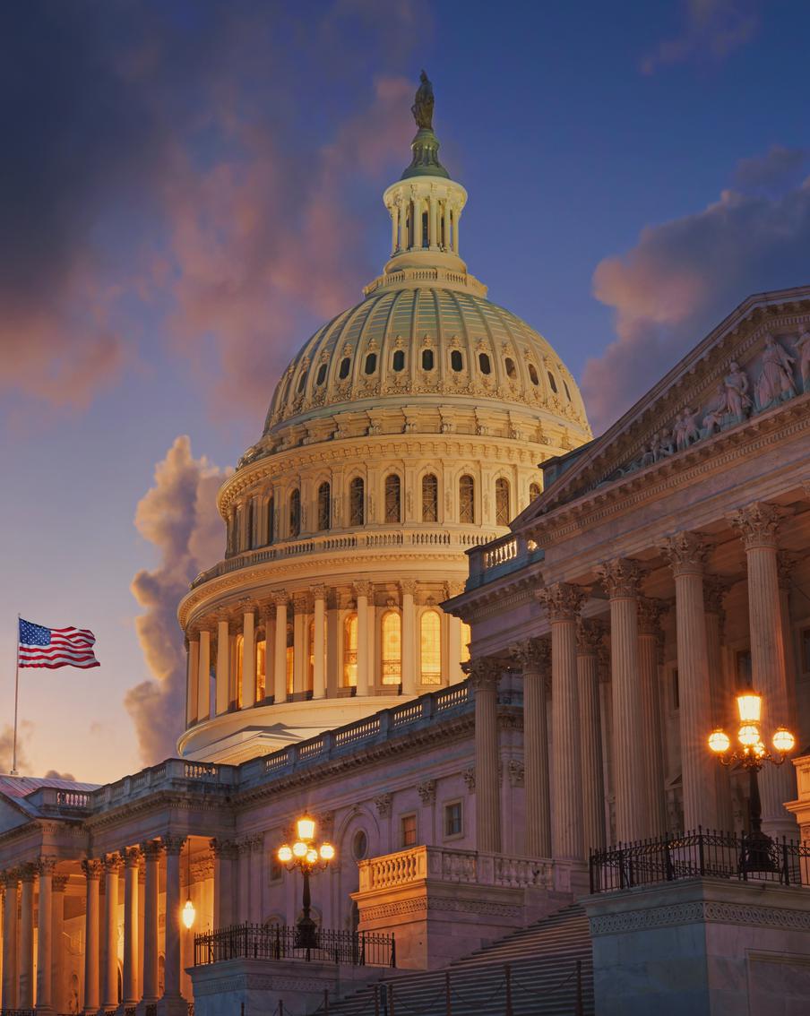 США оставляют Украину наедине с Россией, ВСУ без снарядов: хроника очередных событий украинского кризиса