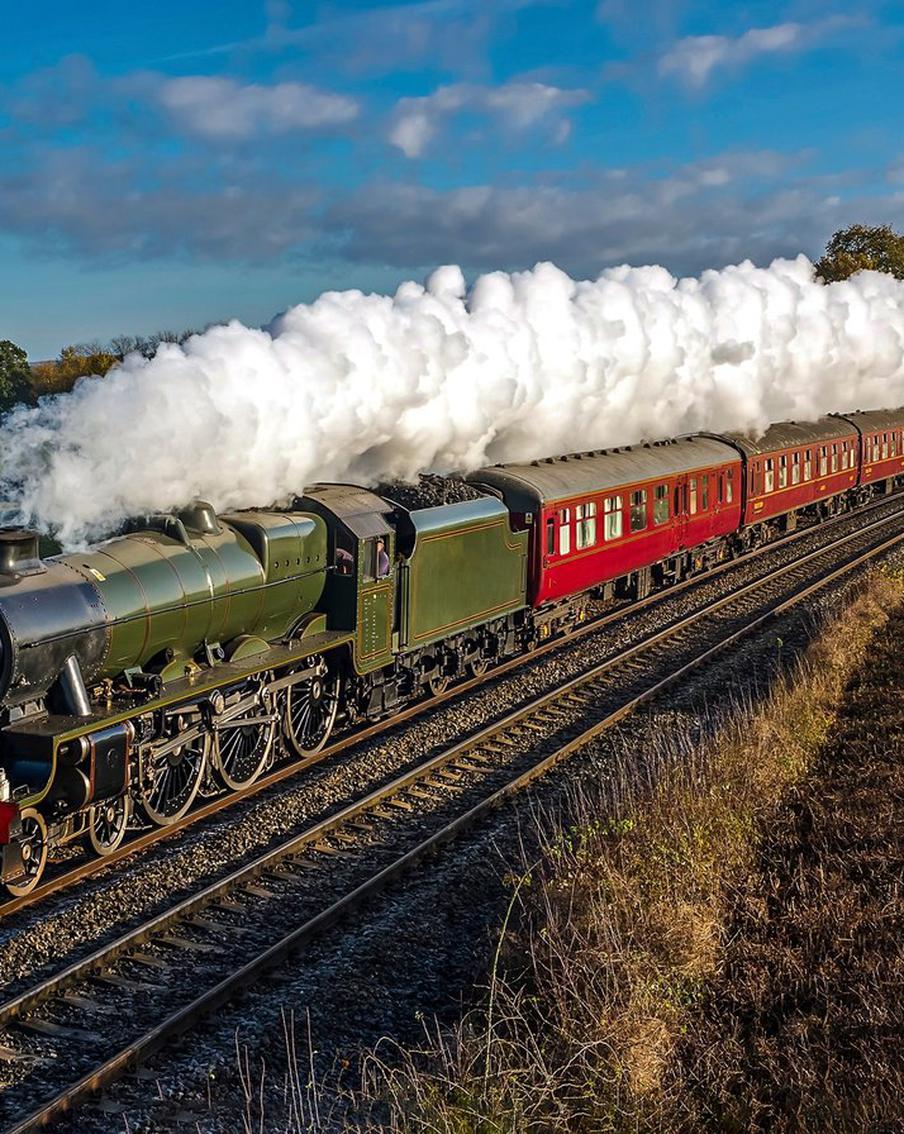 От знакомства до сделки: как живые встречи побеждают рекламу