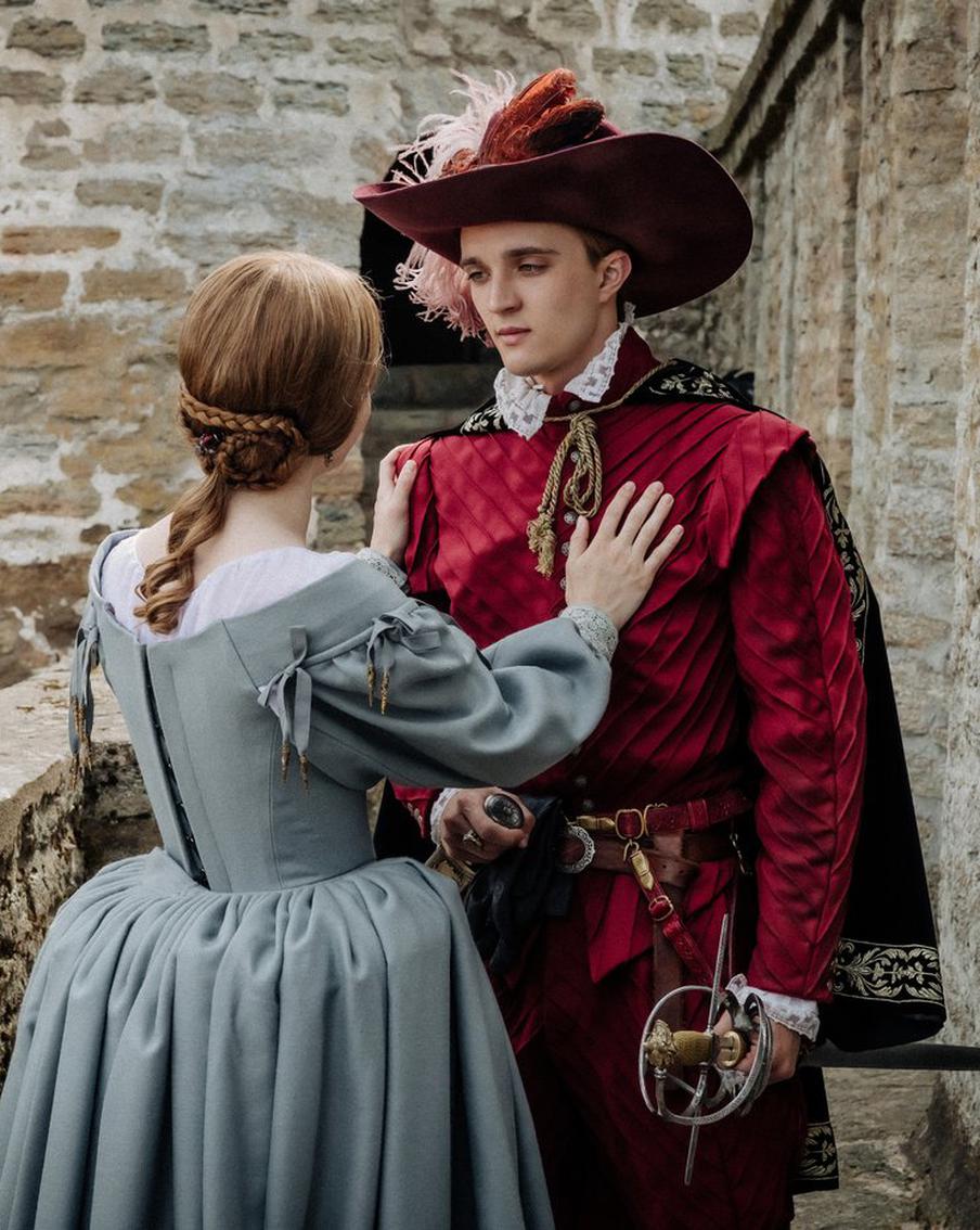 Добронравов и Чинарёв превратились в рыцарей: впечатления о первых сериях масштабного проекта "Этерна"