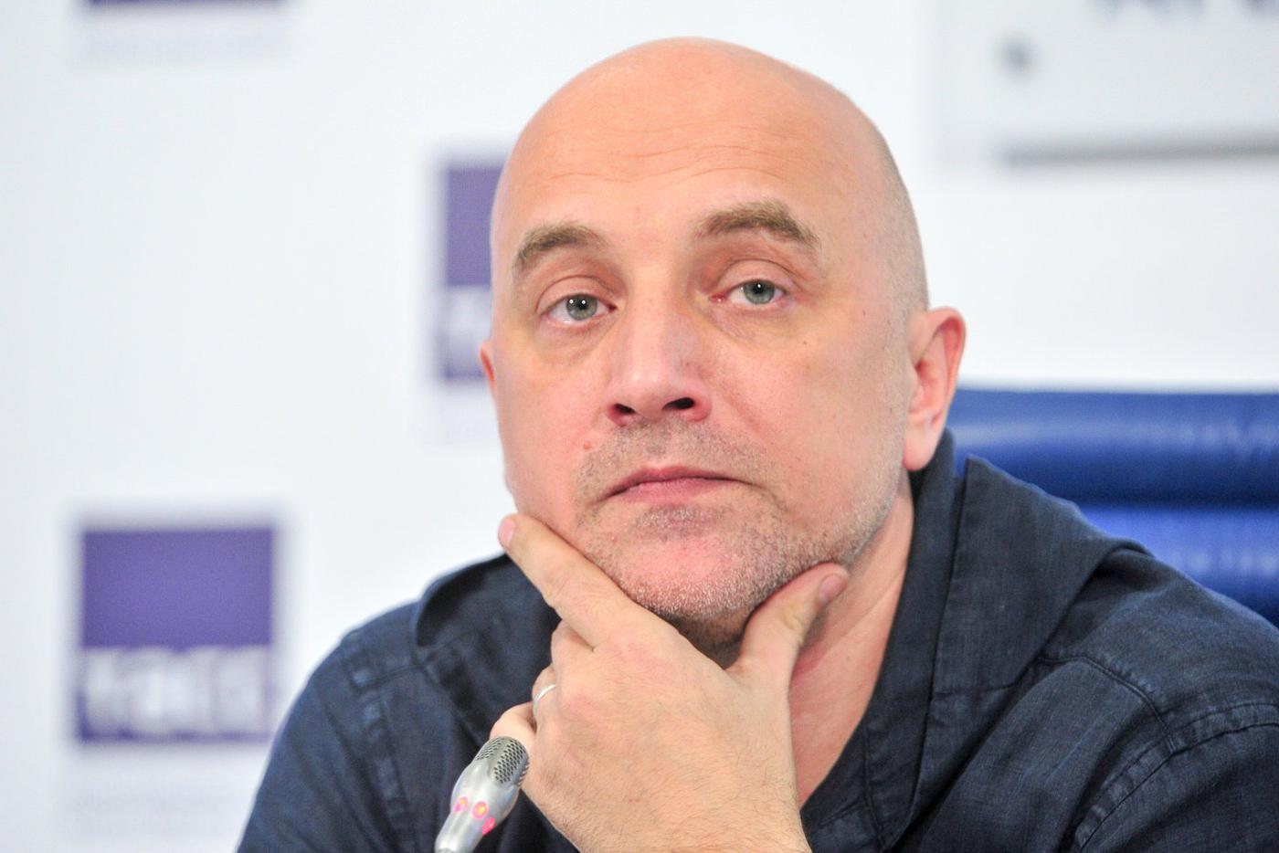 Захар Прилепин сохранит машину, в которой он находился во время покушения