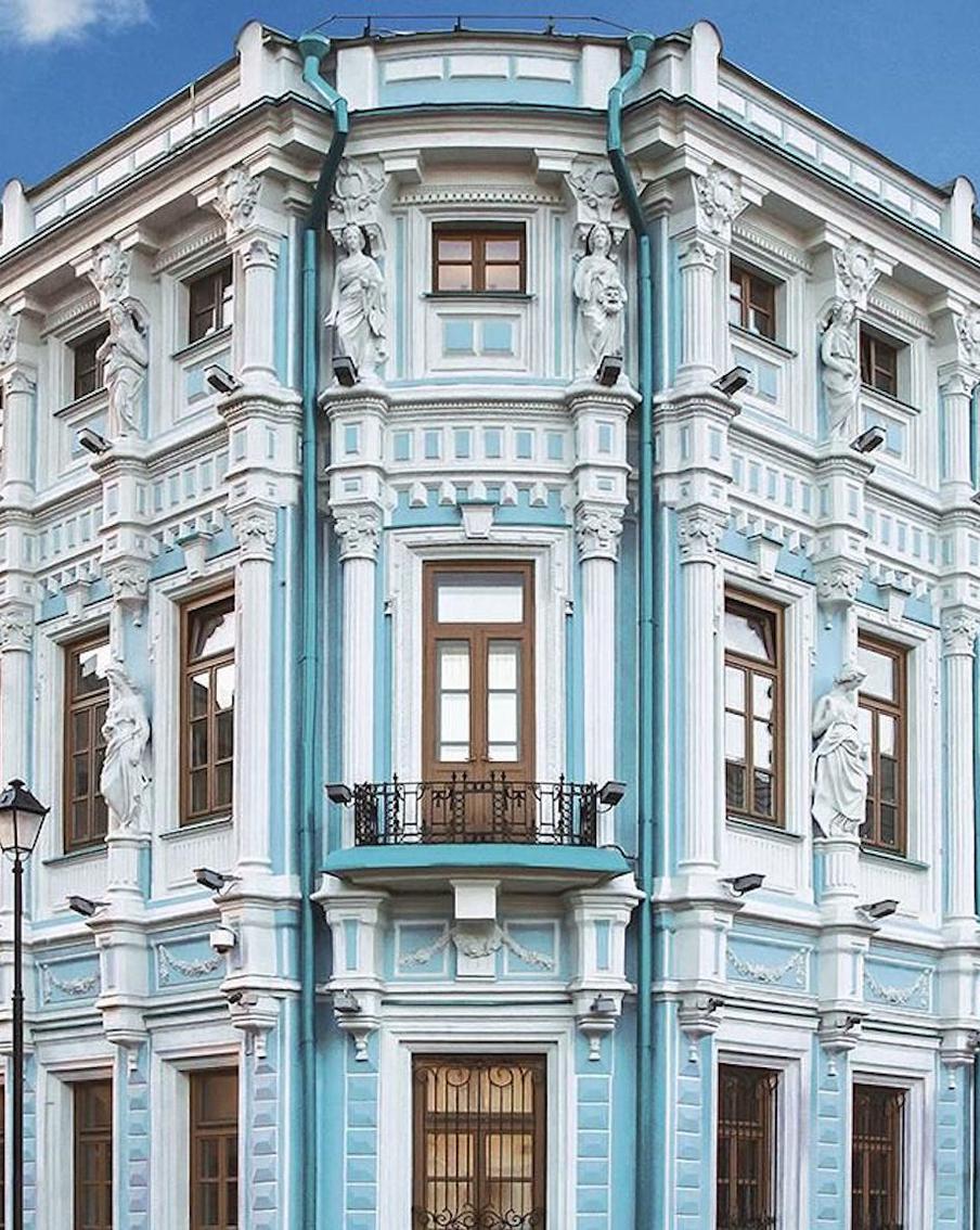 В Басманном районе отреставрируют фасады старинного особняка в стиле эклектики
