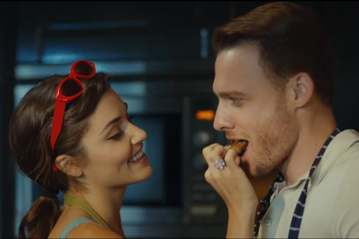 Путь к сердцу Серкана Болата: готовим кебаб из баклажанов как в сериале "Постучись в мою дверь"