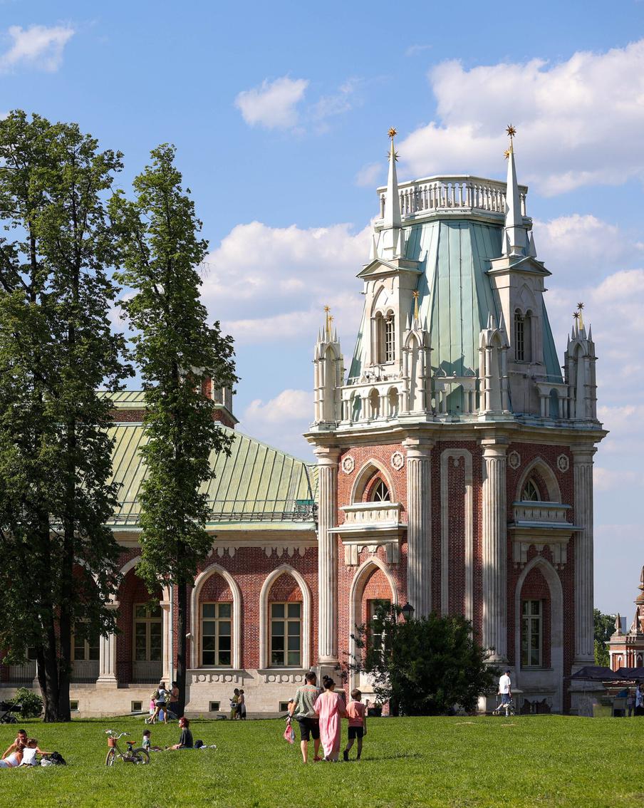 Москвичам рассказали, какая погода ожидает столицу в первый июльский выходной день