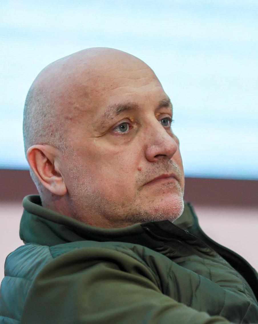 50 лет Захару Прилепину – – какой подарок он считает идеальным