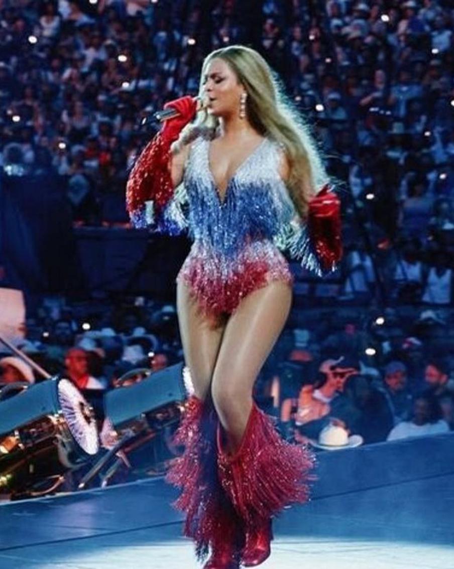 Американская певица привела россиян в восторг