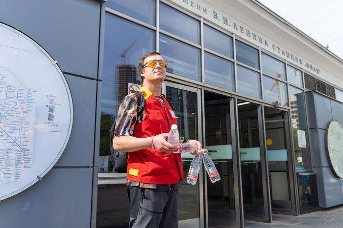 Максим Ликсутов рассказал, где пассажиры столичного транспорта могут получить бесплатную бутилированную воду