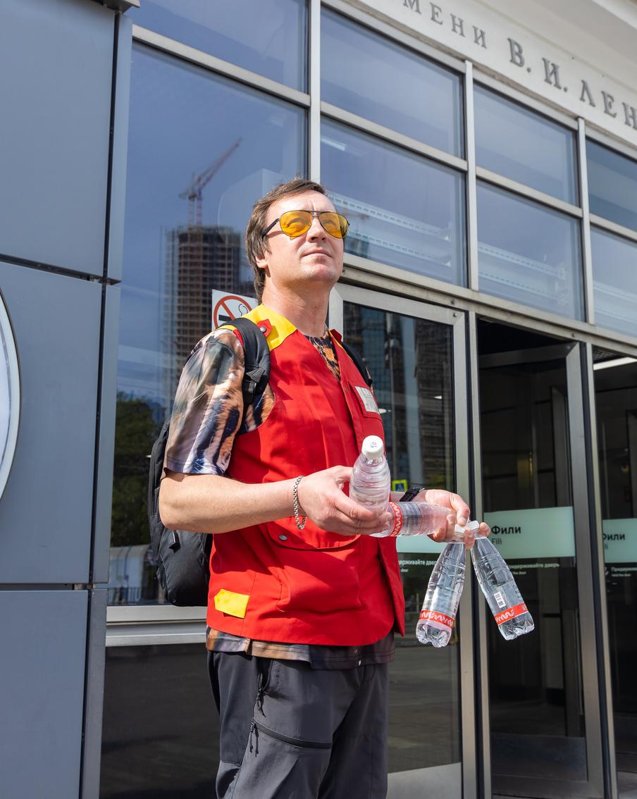Максим Ликсутов рассказал, где пассажиры столичного транспорта могут получить бесплатную бутилированную воду