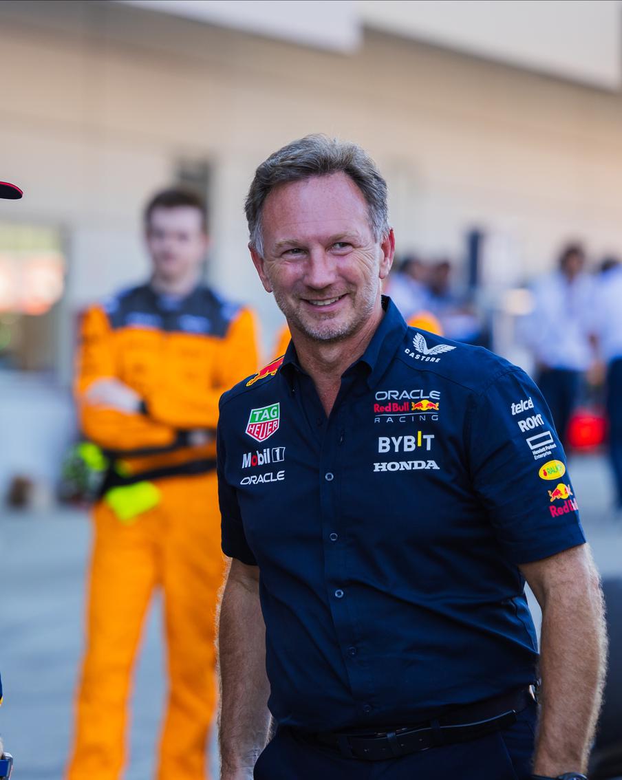 "Посадил за руль ребёнка – в этом величие!": почему Хорнер стал символом Red Bull и за что его могли уволить