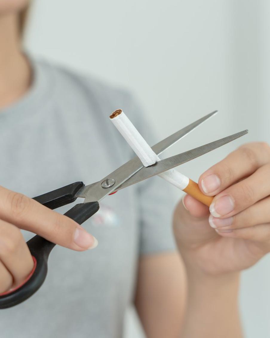 Московская выпускница вуза придумала молекулу, которая отучит от сигарет – революция или нет