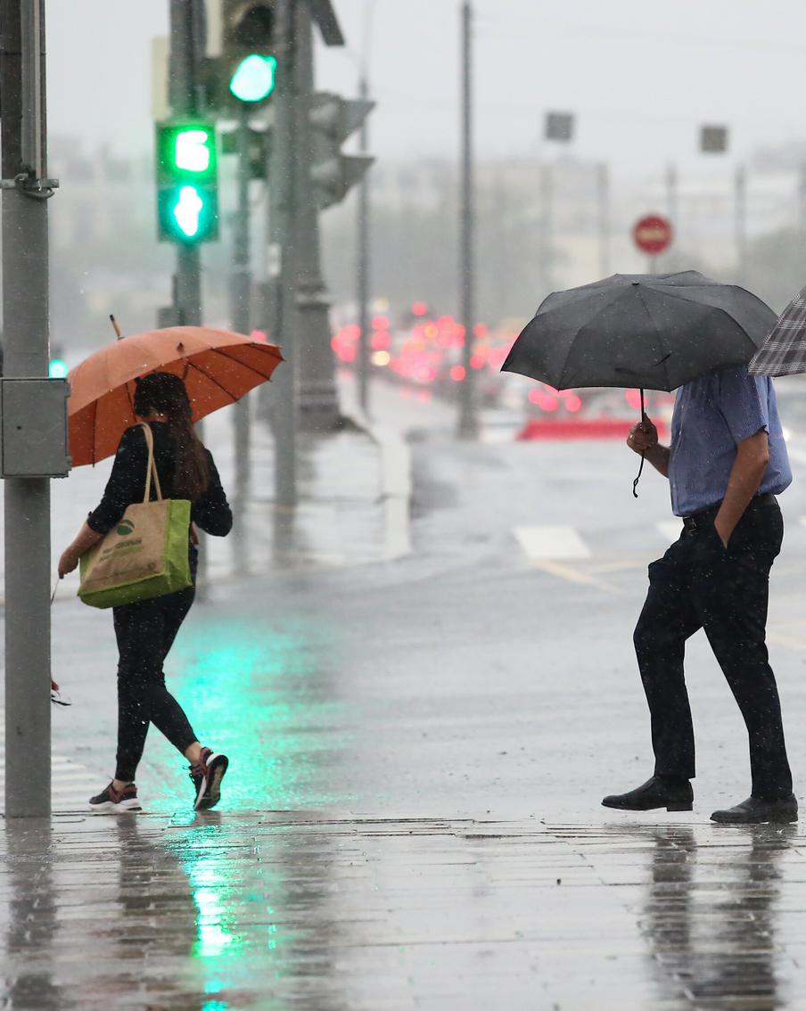 Жителей и гостей столицы предупредили о кратковременных дождях днём в субботу