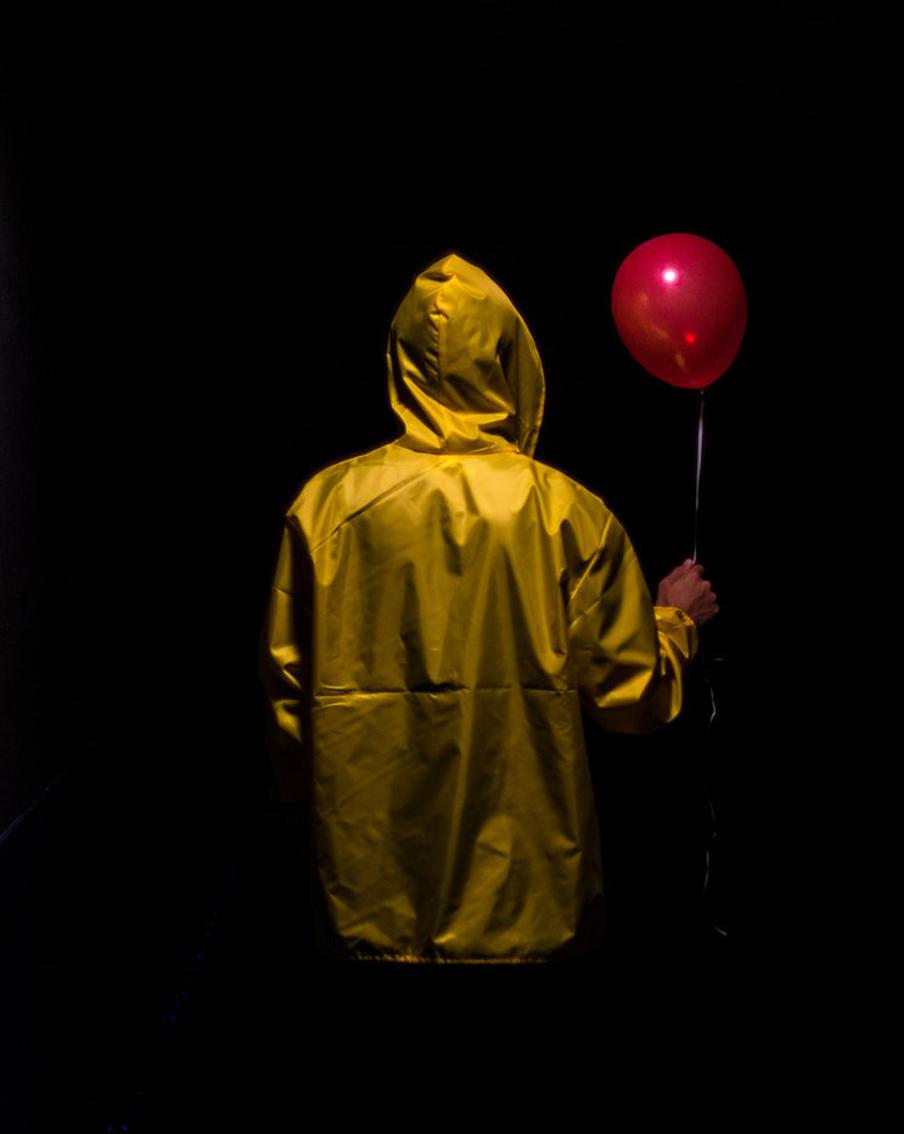 Американская компания HBO рассказала, когда выйдет сериал "Оно: Добро пожаловать в Дерри" по Стивену Кингу