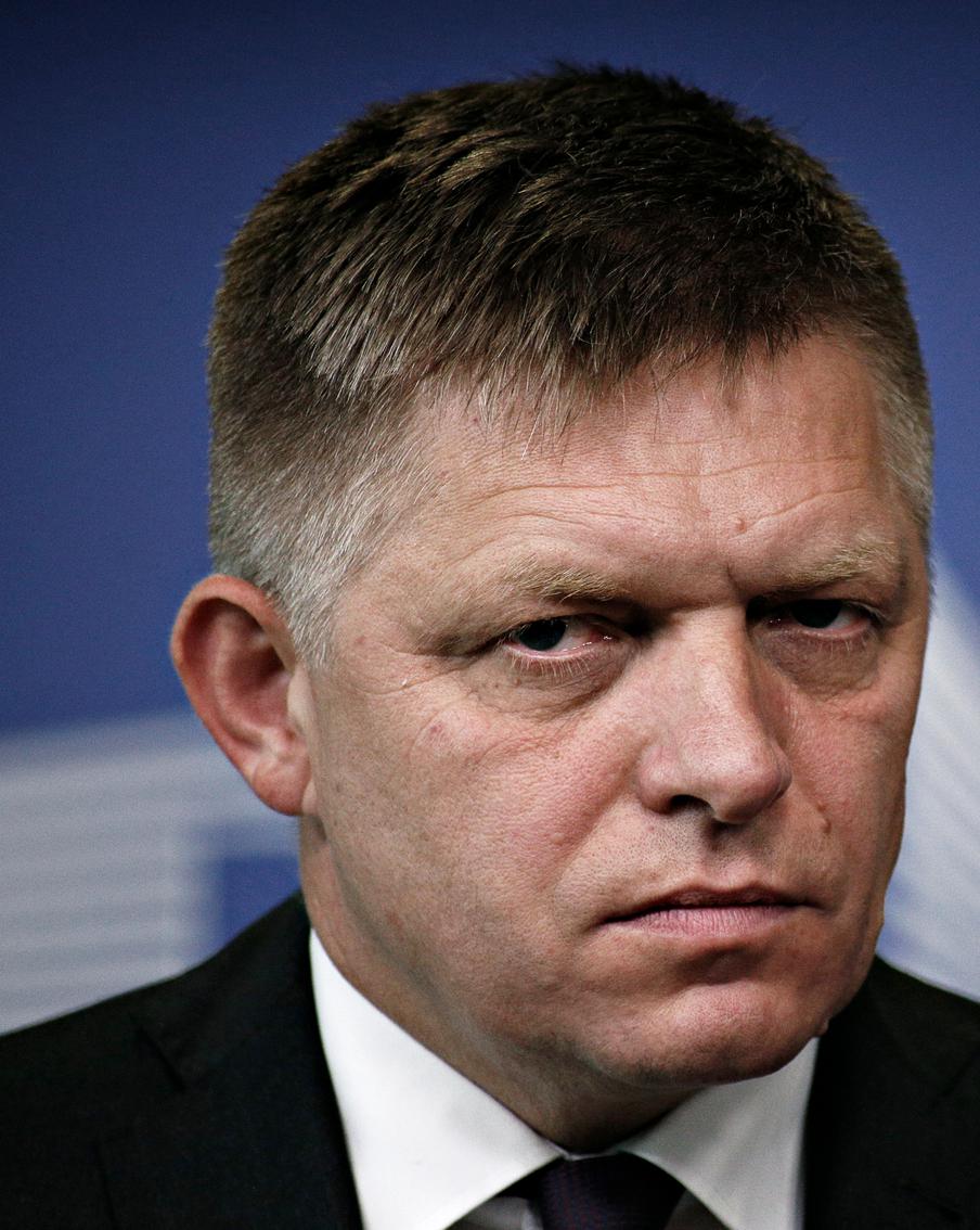 Премьер-министр Словакии Роберт Фицо заявил о готовности отменить вето на 18-й пакет антироссийских санкций Евросоюза