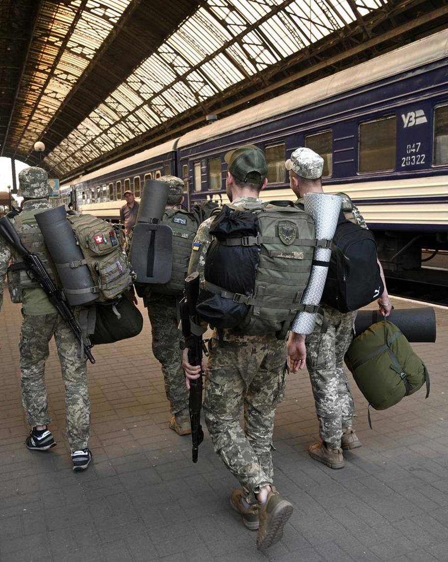 На Украине в нарушение международного права проводится повторная мобилизация вернувшихся из российского плена