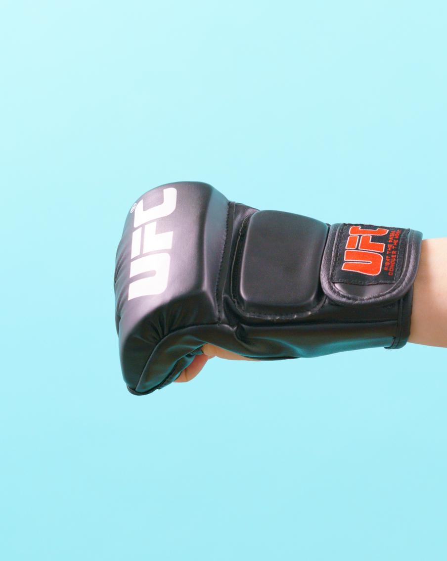 Льюис за 38 секунд нокаутировал Тейшейру на турнире UFC