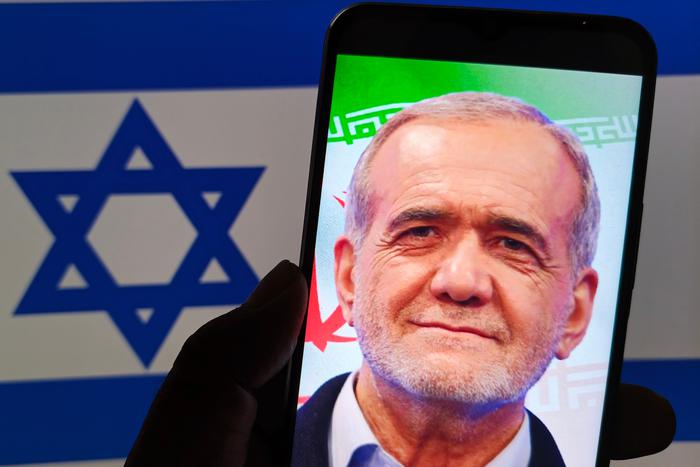 Израильские военные ранили иранского президента Пезешкиана в ходе одной из своих атак по Тегерану