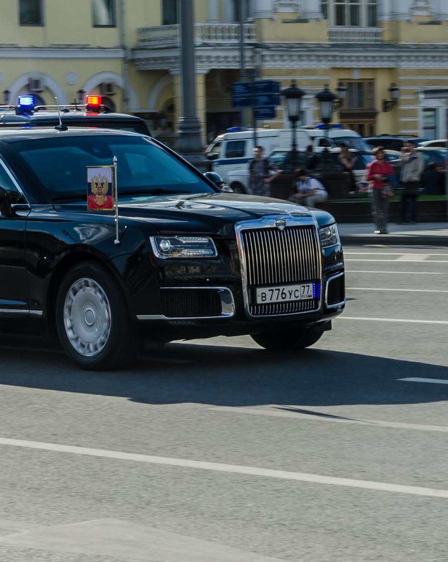 Российский президент дал свою оценку полностью созданному на базе отечественной промышленности автомобилю Aurus