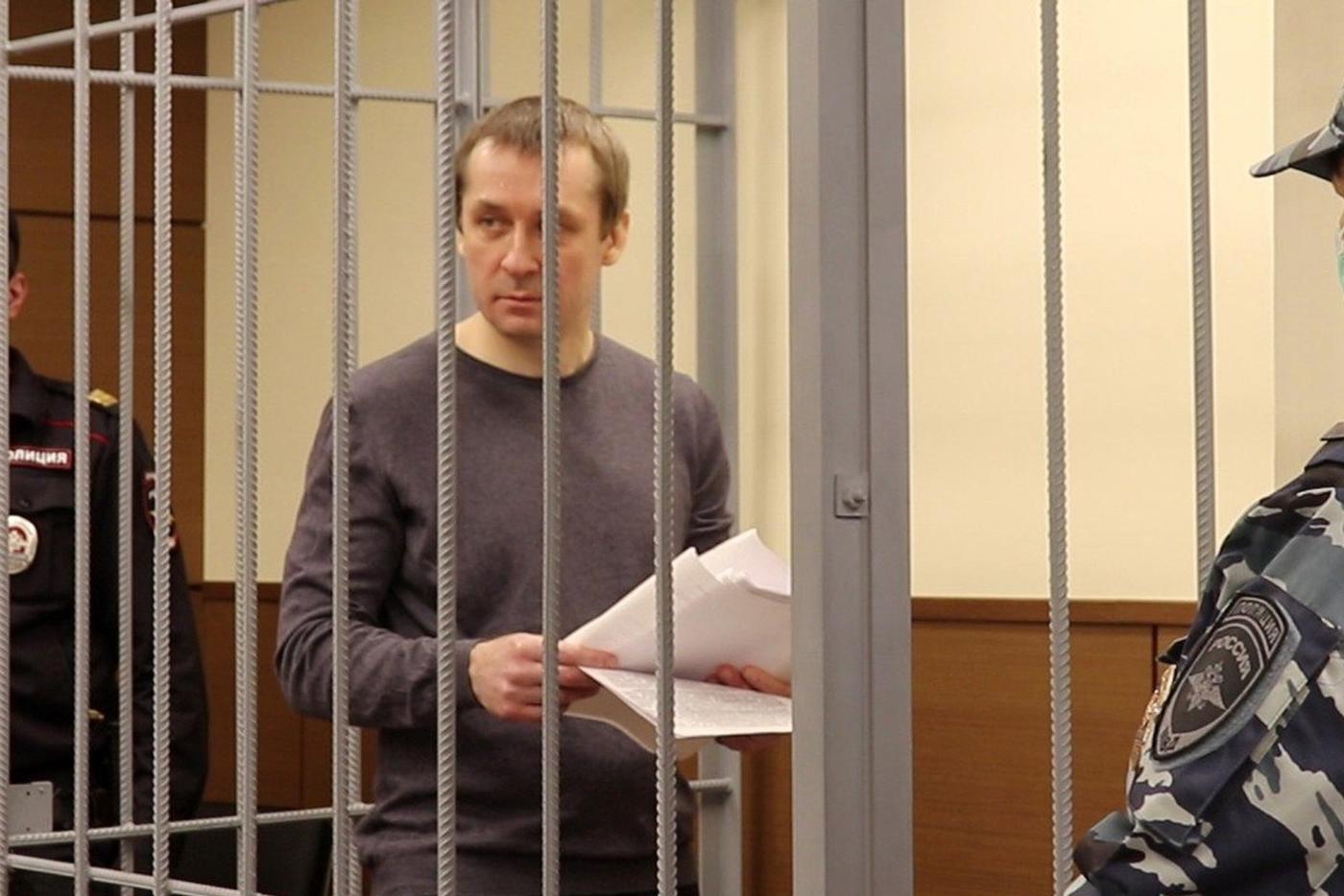 ФСИН объяснила отказ переводить Захарченко в другую колонию угрозой его жизни