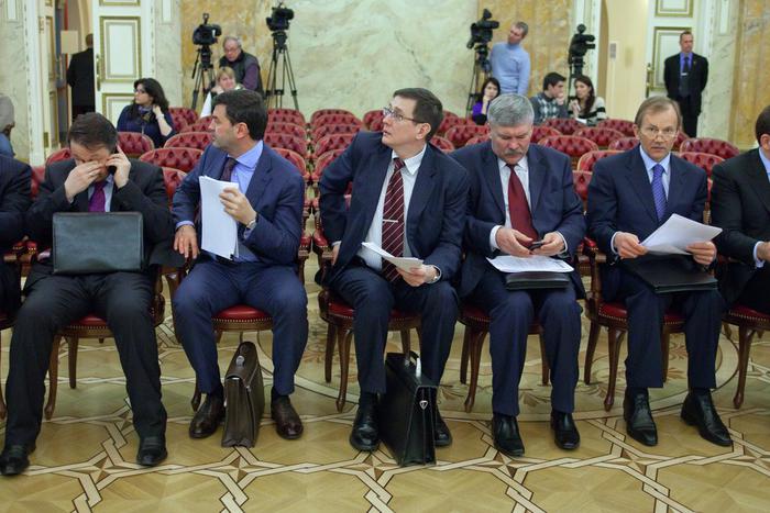 Стали известны новые правила подачи фото на госслужбу с 2026 года