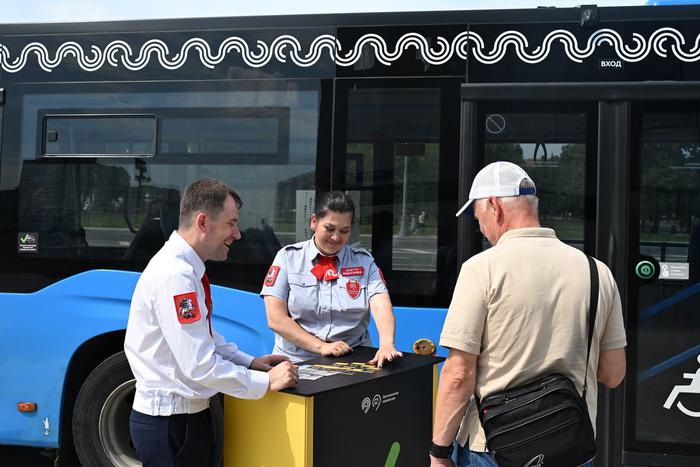 Мобильная учебная лаборатория Организатора перевозок продолжает работу до середины сентября