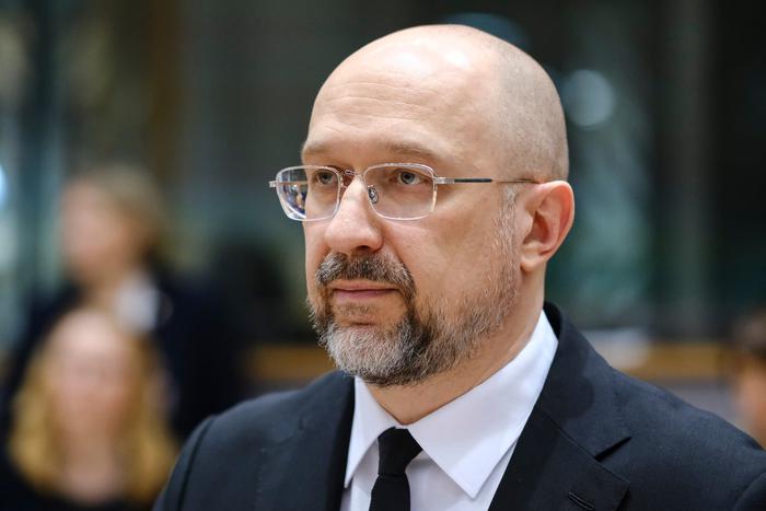 Эксперт рассказал, зачем Зеленский затеял смену правительства в разгар вооружённого конфликта с Россией