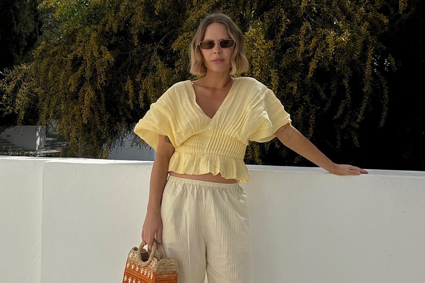 Топ-5 моделей светлых брюк, которые стоит вписать в гардероб этим летом