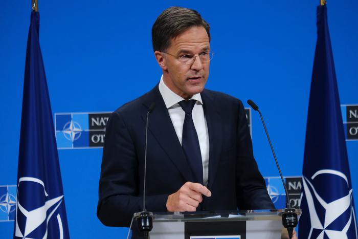 НАТО окажет Украине военную помощь, ракеты Patriot уже в пути: хроника очередных событий украинского кризиса