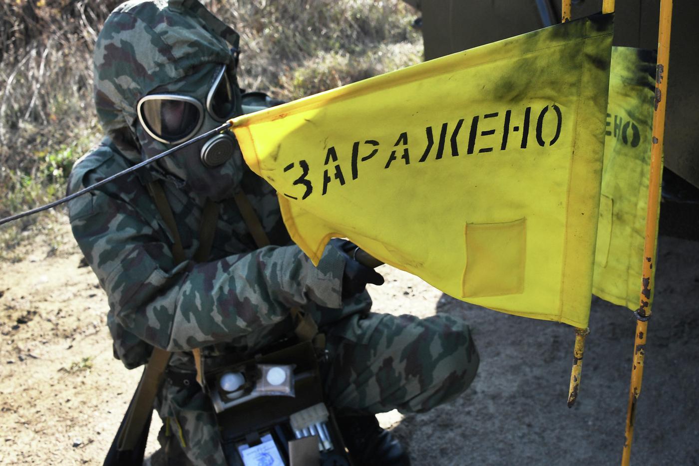 Минобороны: Киев готовит химическую провокацию с аммиаком в ДНР