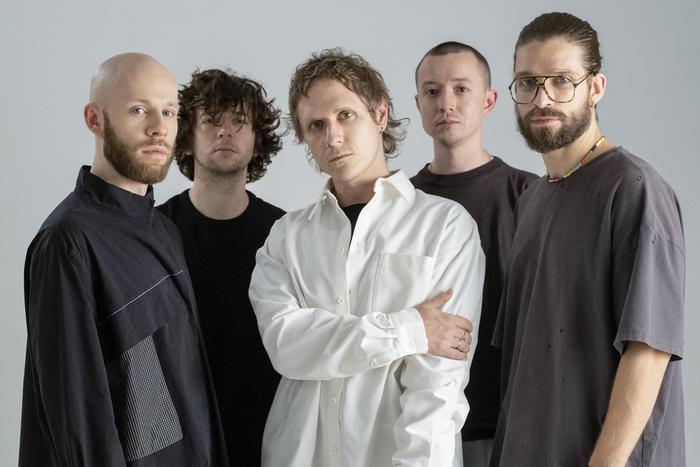 Группа "Сироткин" живёт без летних отпусков и сочиняет песни в снах