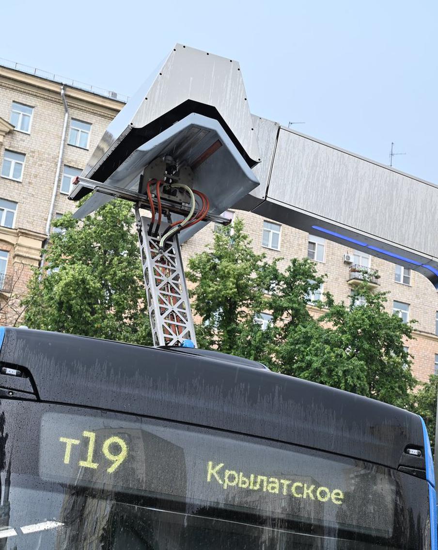 С начала прошлого года на заводе СВАРЗ собрано 85 зарядных станций для электробусов