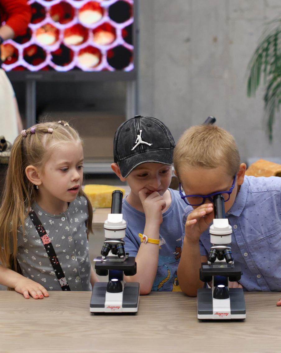 Чем удивил фестиваль "БукашкиФест" в биокластере на ВДНХ