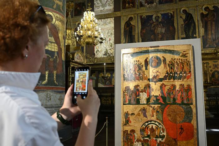 Журналисты собрались на "Страшный суд": в Кремле представили древнюю икону после реставрации